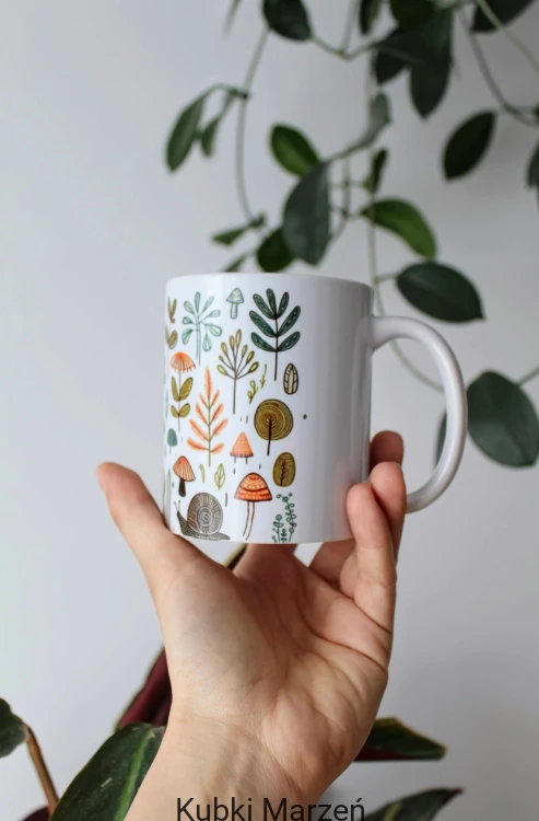 Kubek aesthetic 330 ml – naturalny wzór doodle