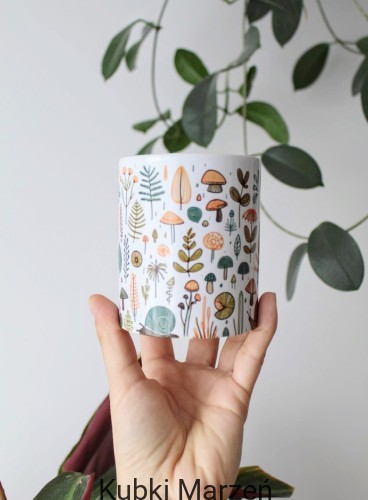 Kubek ceramiczny 330 ml z motywem leśnym Doodle