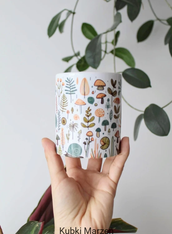 Kubek ceramiczny 330 ml z motywem leśnym Doodle