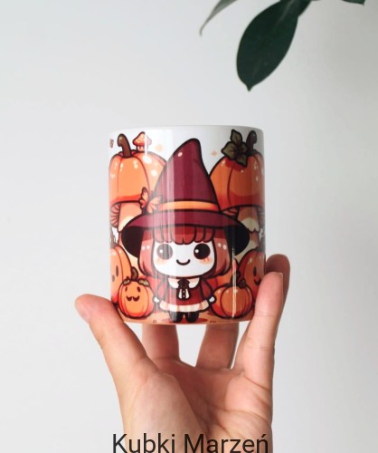 Kubek Czarownica wśród dyni Kawaii 330ml