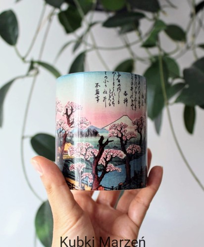 Kubek Utagawa Hiroshige, Zachód Słońca nad mostem Koganei, 330ml