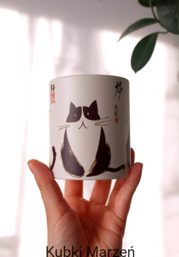 Kubek „Koty Matsumoto Hoji” – ceramika ecru z drewnianym uchem, 330 ml