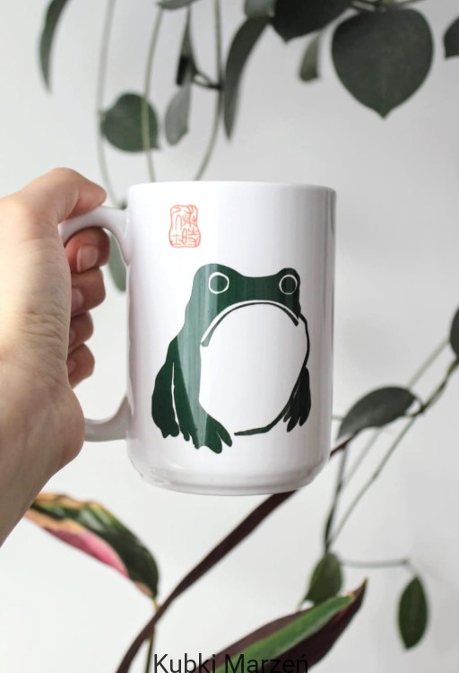 Kubek „Smutna Żaba” Matsumoto Hoji – biały ceramiczny kubek 450 ml