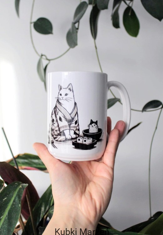 Kubek 450 ml „Koty w Kimonach” – japońska ilustracja, biały ceramiczny kubek
