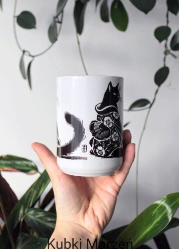 Duży kubek „Czarny Kot w kimonie” 450 ml – japoński styl