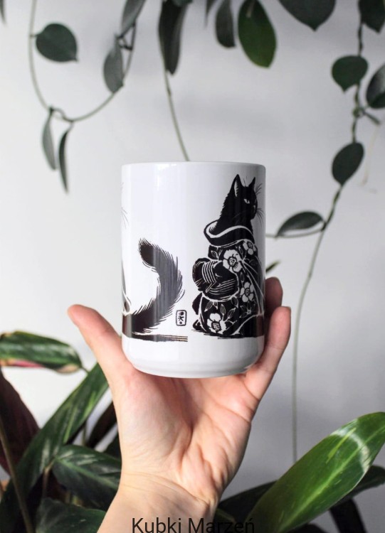 Duży kubek „Czarny Kot w kimonie” 450 ml – japoński styl