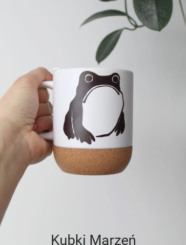 Kubek z podstawką i pokrywką smutna żaba Matsumoto Hoji 300ml